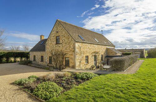 Last Minute Cottages - Claytons Cottage, Lower Oddington