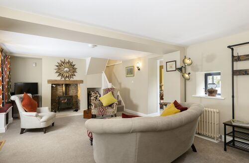 Last Minute Cottages - Rock Cottage, Minchinhampton