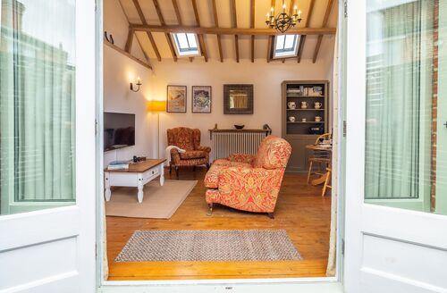 Last Minute Cottages - The Stables, North Walsham