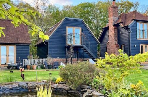 Last Minute Cottages - Wysteria, North Lodge
