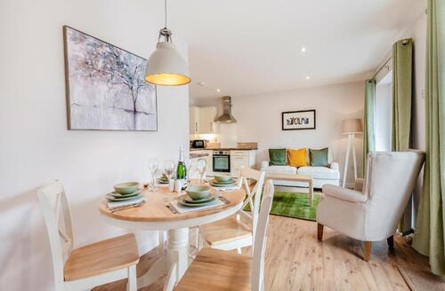 Last Minute Cottages - Dairy Cottage-Ukc5158