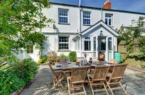 Last Minute Cottages - Laurel Cottage