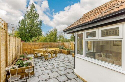 Last Minute Cottages - 2 Bed Cottage in Axminster