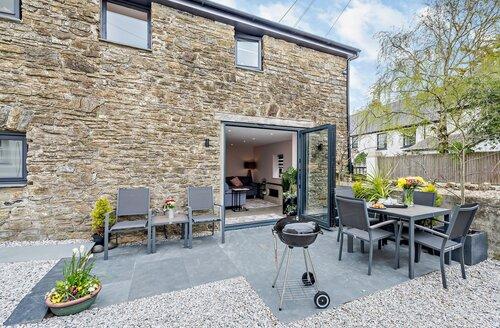 Last Minute Cottages - 2 Bed Cottage in Barnstaple