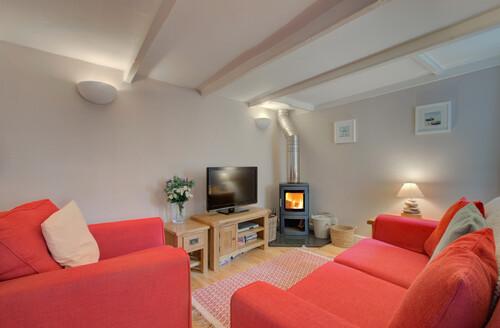Last Minute Cottages - Smuggler's Cottage
