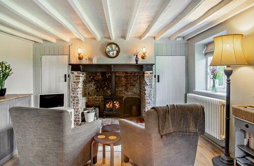 Last Minute Cottages - 1 Bed Cottage in Wootton