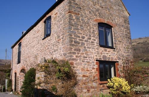 Last Minute Cottages - The Barn
