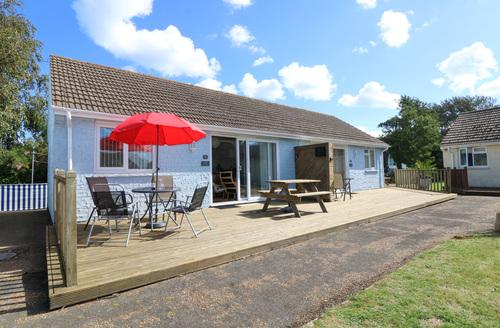 Last Minute Cottages - Drake Cottage
