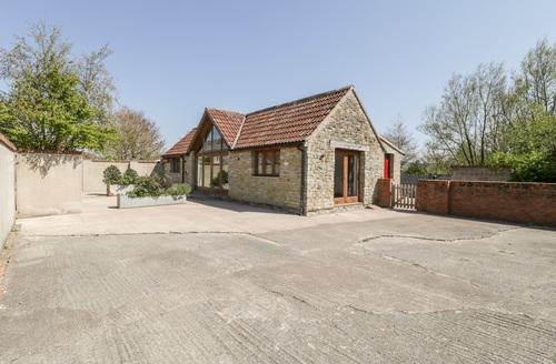 Last Minute Cottages - The Stone Barn