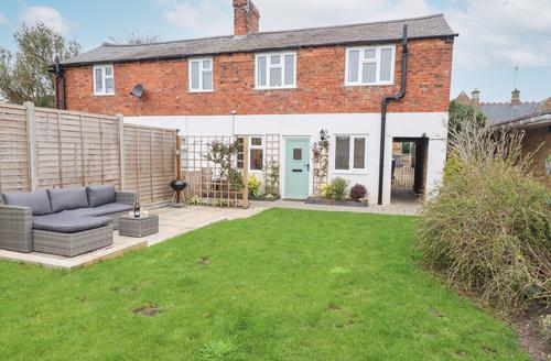 Last Minute Cottages - Primrose Cottage
