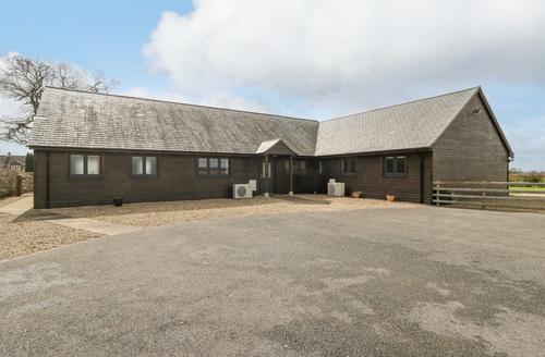 Last Minute Cottages - Rectory Farm Lodge