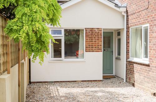 Last Minute Cottages - The Garden House Cottage