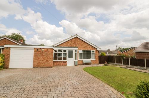 Last Minute Cottages - Lynsted Lodge
