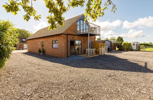 Last Minute Cottages - The Stables