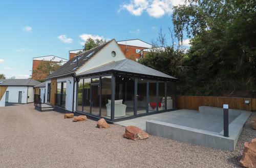 Last Minute Cottages - The Hollows