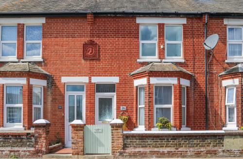 Last Minute Cottages - Harbour Reach