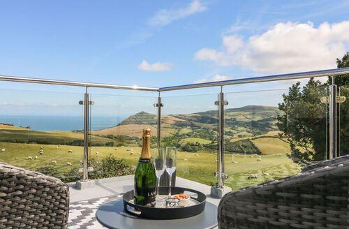 Last Minute Cottages - Buddicombe House